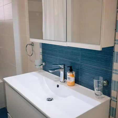 Апартаменты Aphrodite - Seafront Apartment, Melissi Мелисси