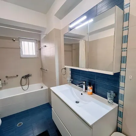 Апартаменты Aphrodite - Seafront Apartment, Melissi Мелисси