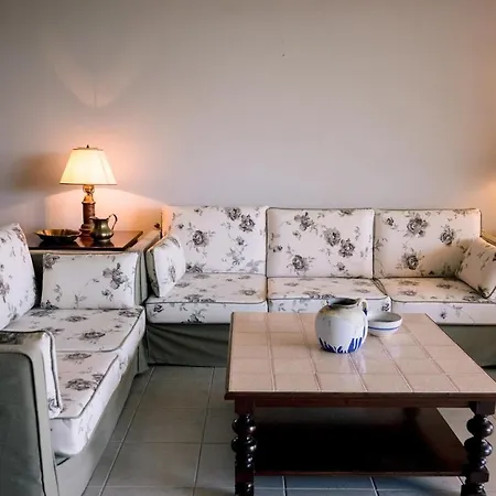 Aphrodite - Seafront Apartment, Melissi Мелисси