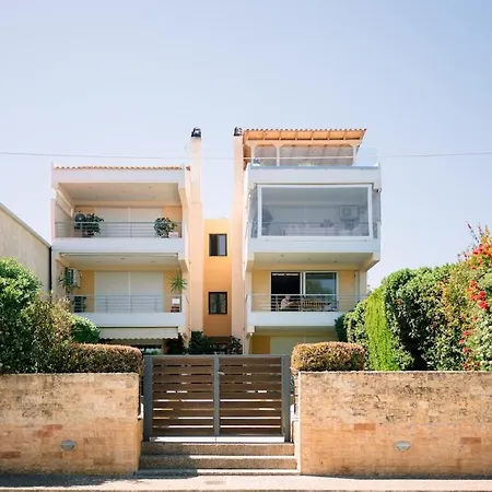 Aphrodite - Seafront Apartment, Melissi Апартаменты